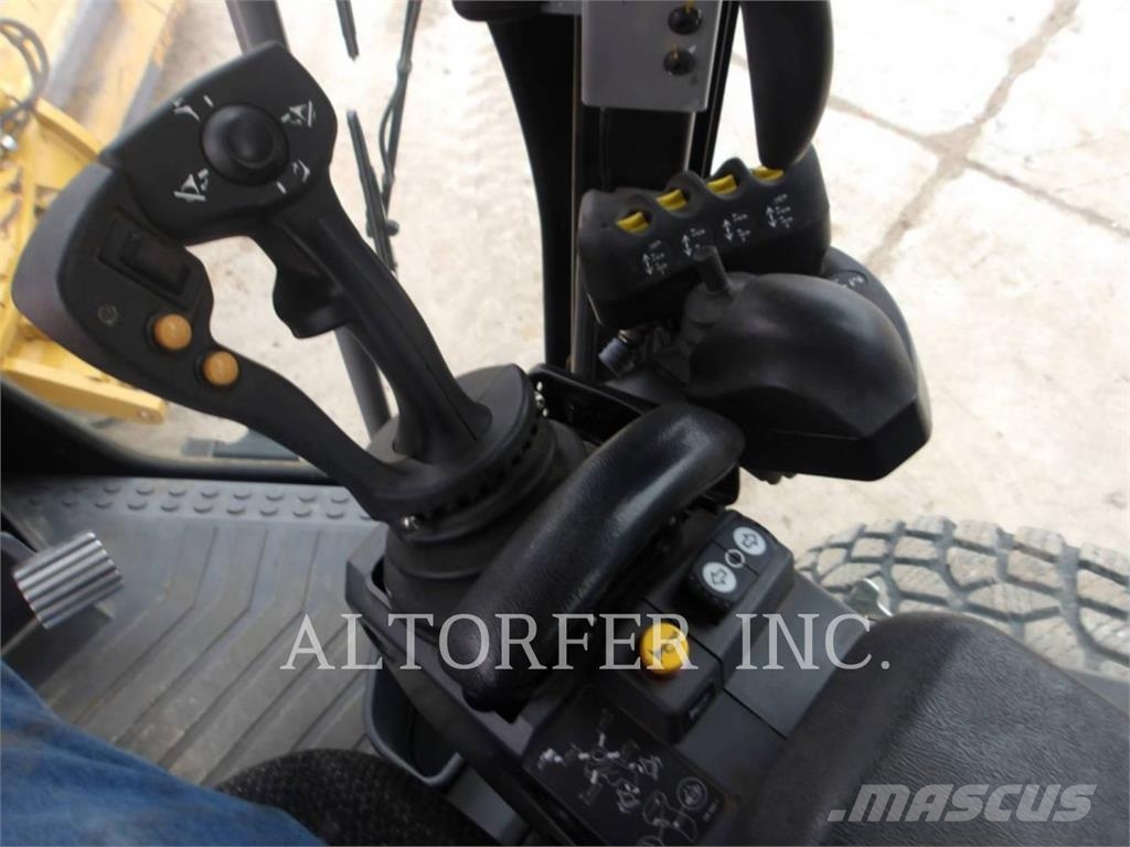 CAT 150-15AWD Γκρέιντερς