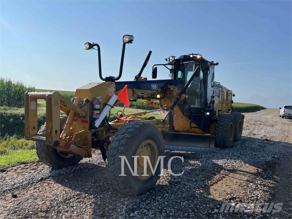 CAT 150-15AWD Greideriai