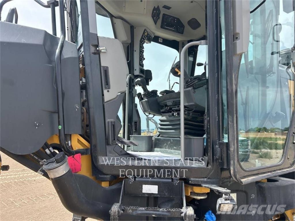 CAT 150 AWD Grederji