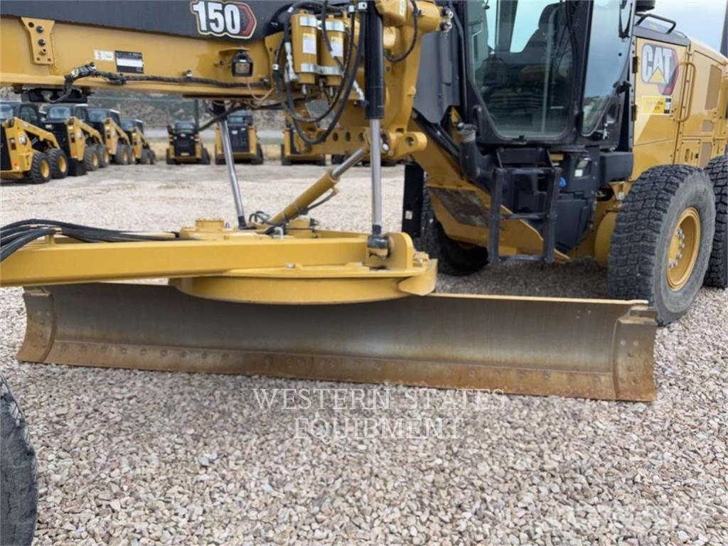 CAT 150 AWD Gredere