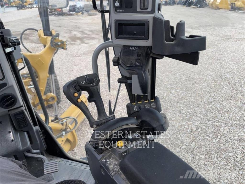 CAT 150 AWD Gredere