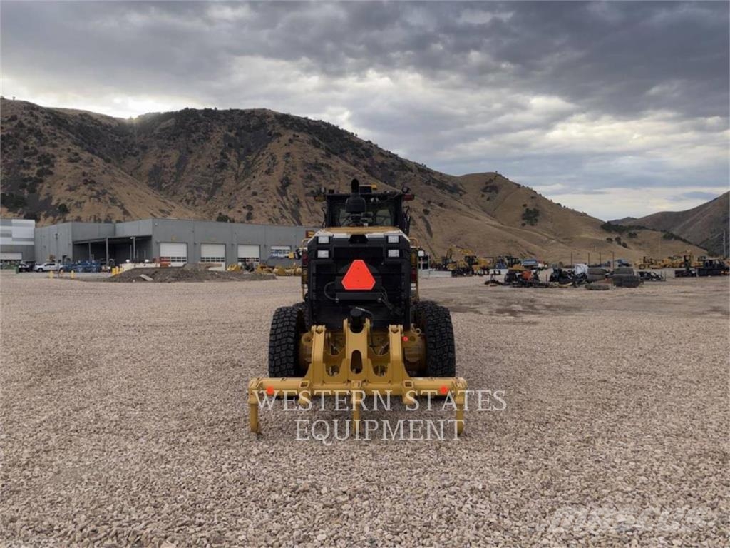 CAT 150 AWD Gredere