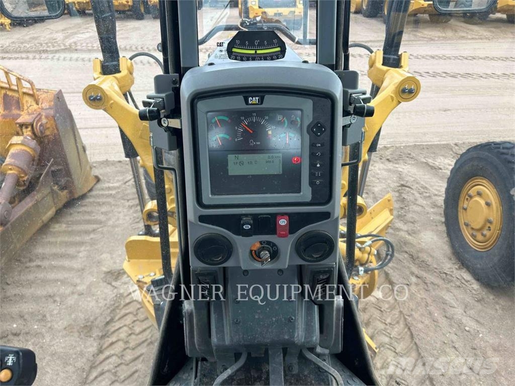 CAT 15015 Grader