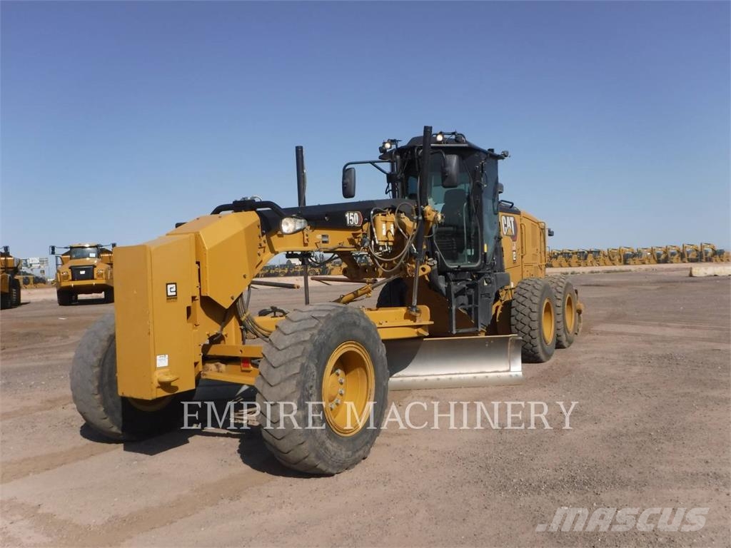 CAT 15015 Niveleuse