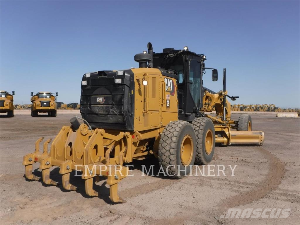CAT 15015 Niveleuse
