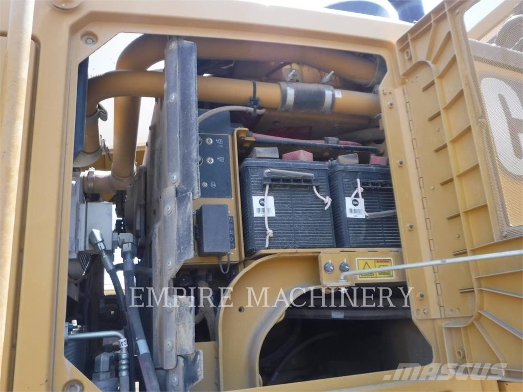 CAT 15015 Niveleuse