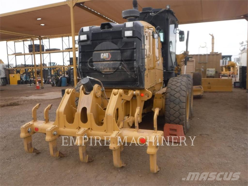 CAT 15015 Niveleuse