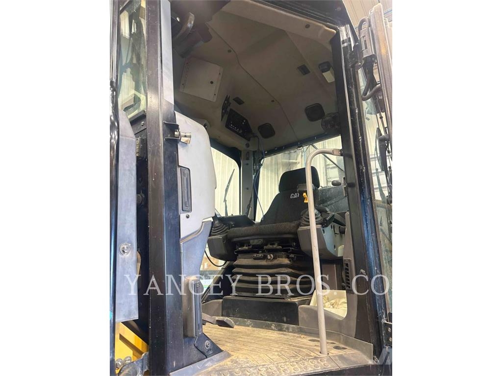 CAT 15015 Grejderi