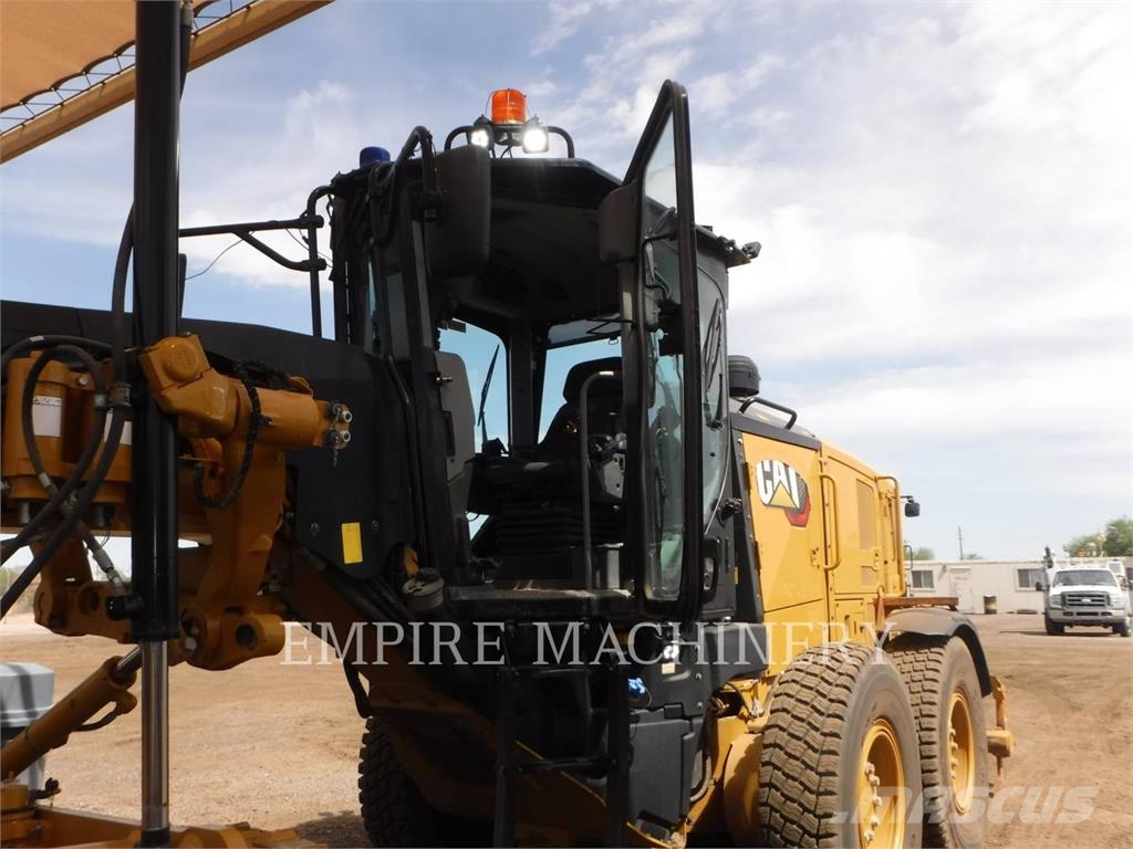 CAT 15015AWD Γκρέιντερς