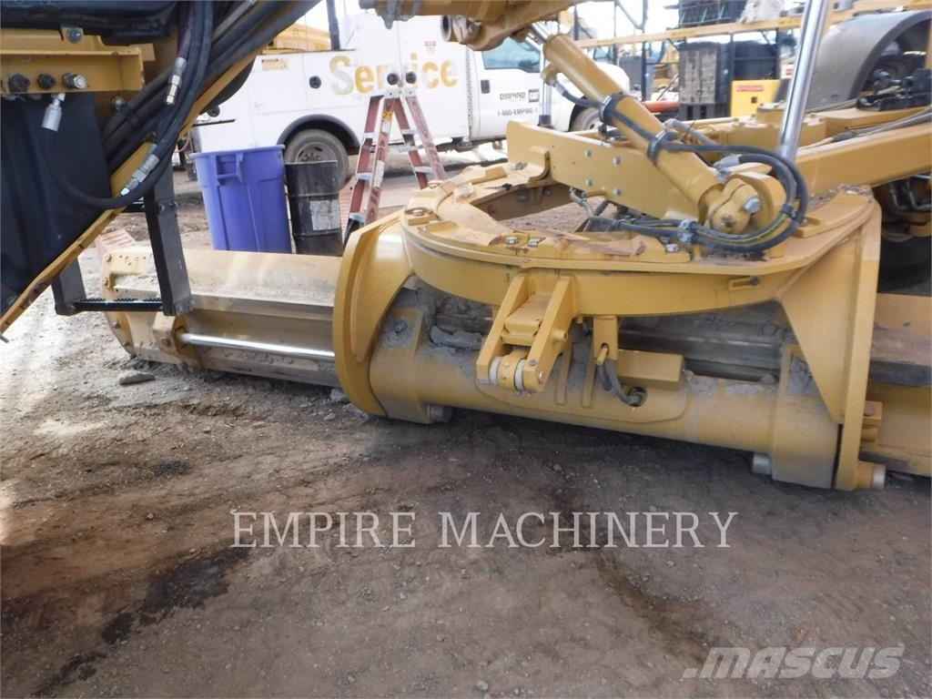 CAT 15015AWD Γκρέιντερς
