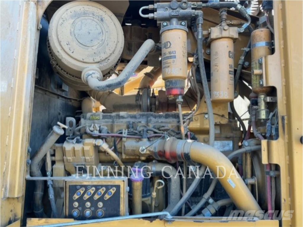 CAT 160M AWD Grejdery