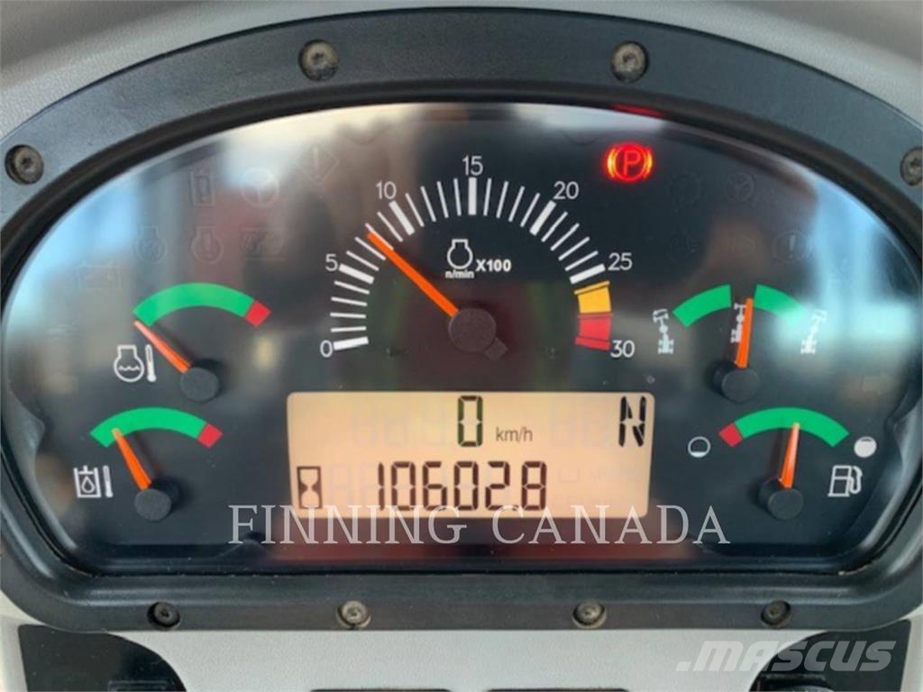 CAT 160M AWD معدات تمهيد الطرق