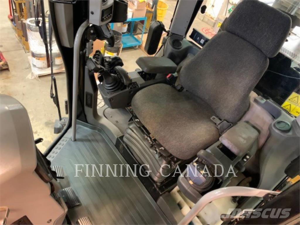 CAT 160M AWD معدات تمهيد الطرق