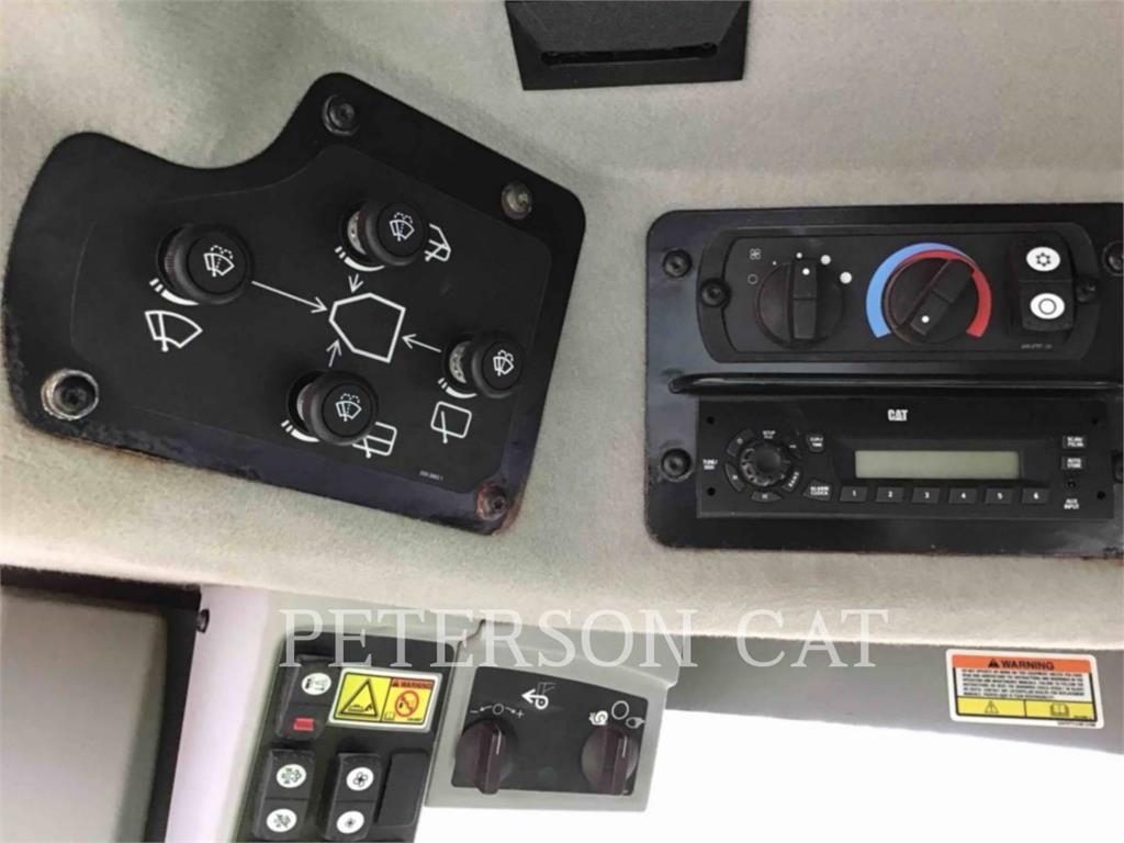 CAT 160M2 AWD معدات تمهيد الطرق