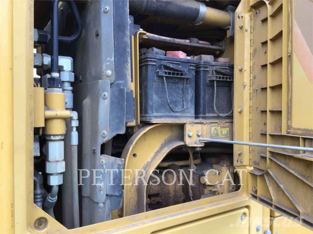 CAT 160M2 AWD معدات تمهيد الطرق