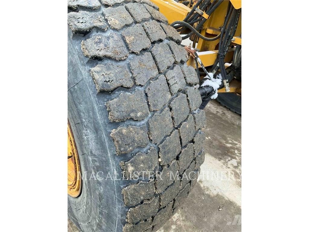 CAT 160M3AWD Grederji