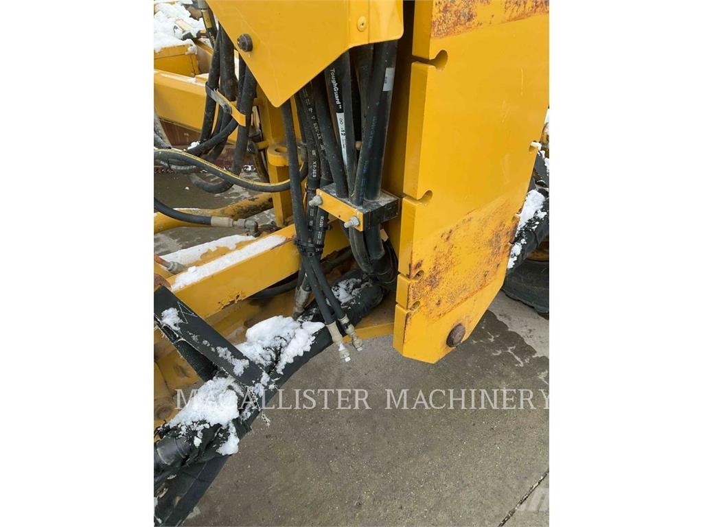 CAT 160M3AWD Grederji