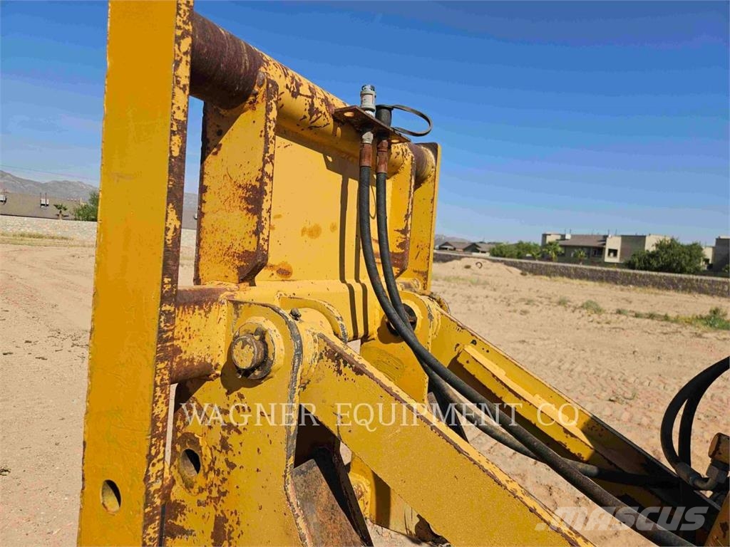 CAT 163H Grederji