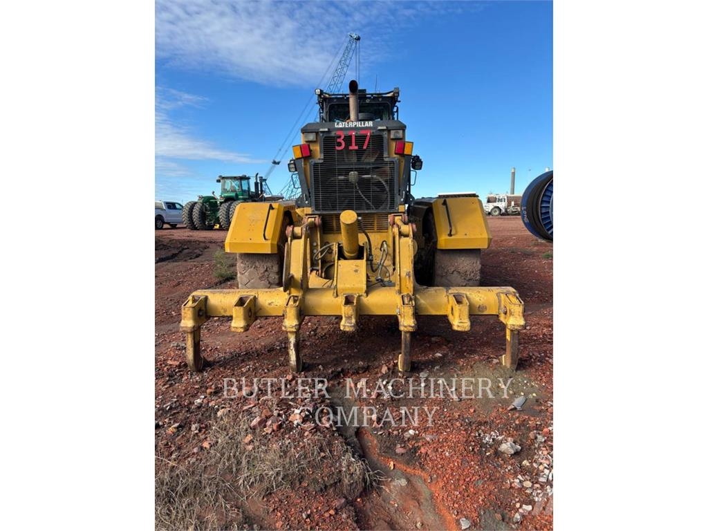 CAT 16M Grederji
