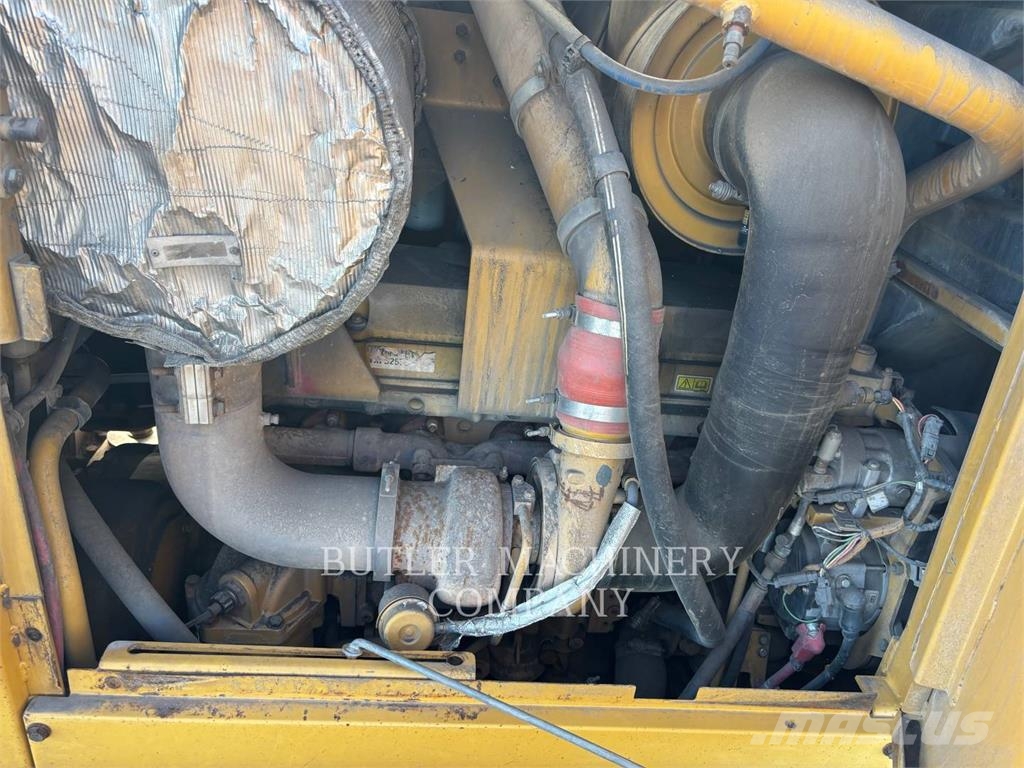 CAT 16M Grederji