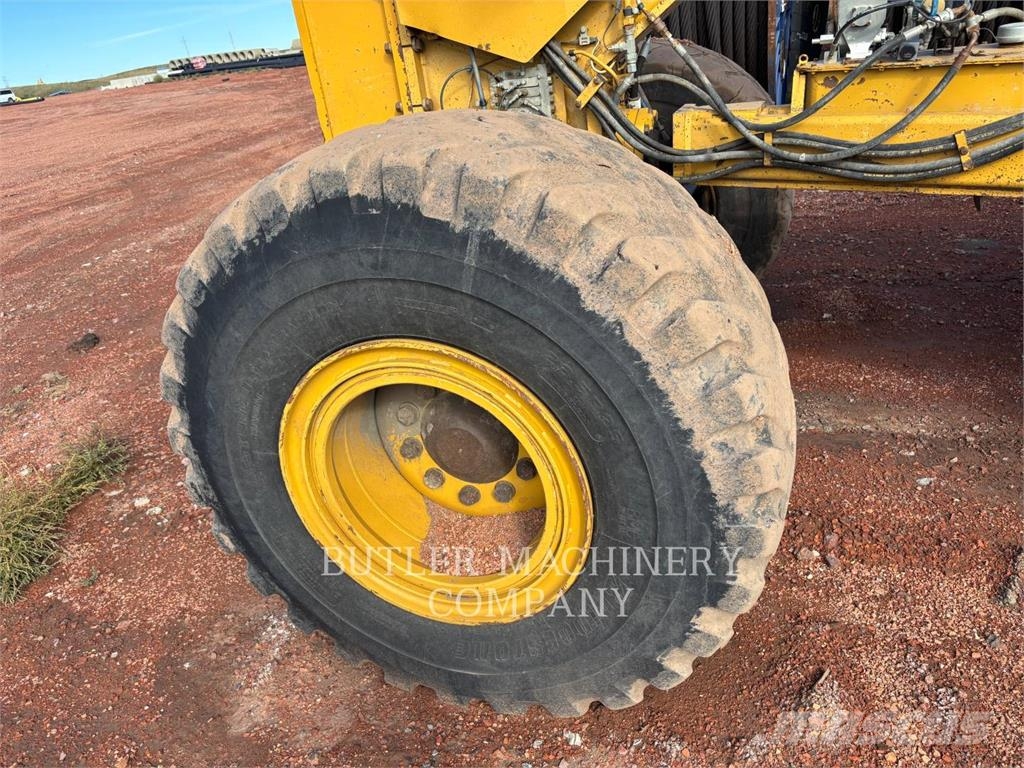 CAT 16M Grederji