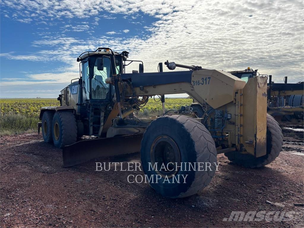 CAT 16M Grederji