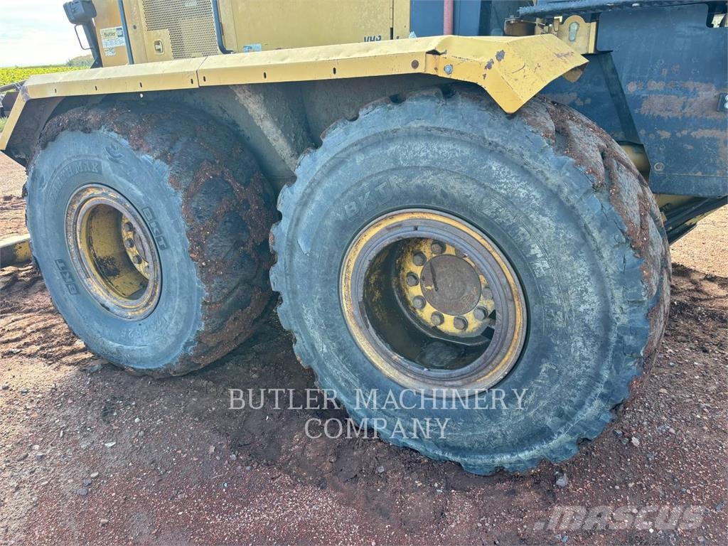 CAT 16M Grederji