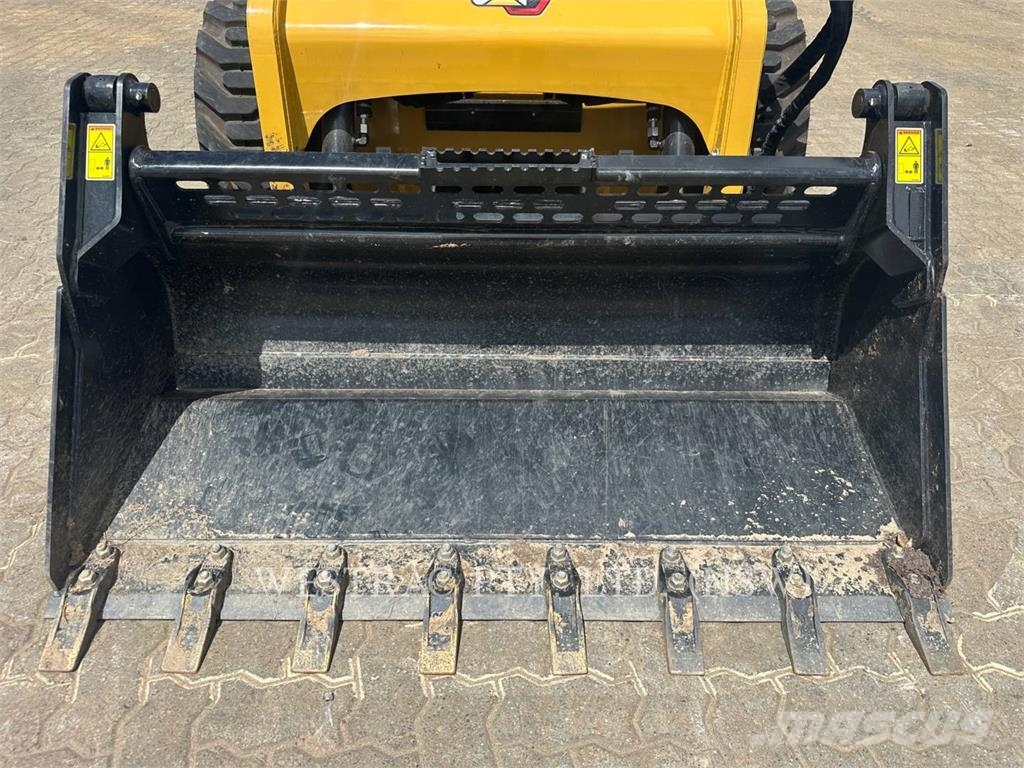 CAT 216B3 Kompaktrakodók