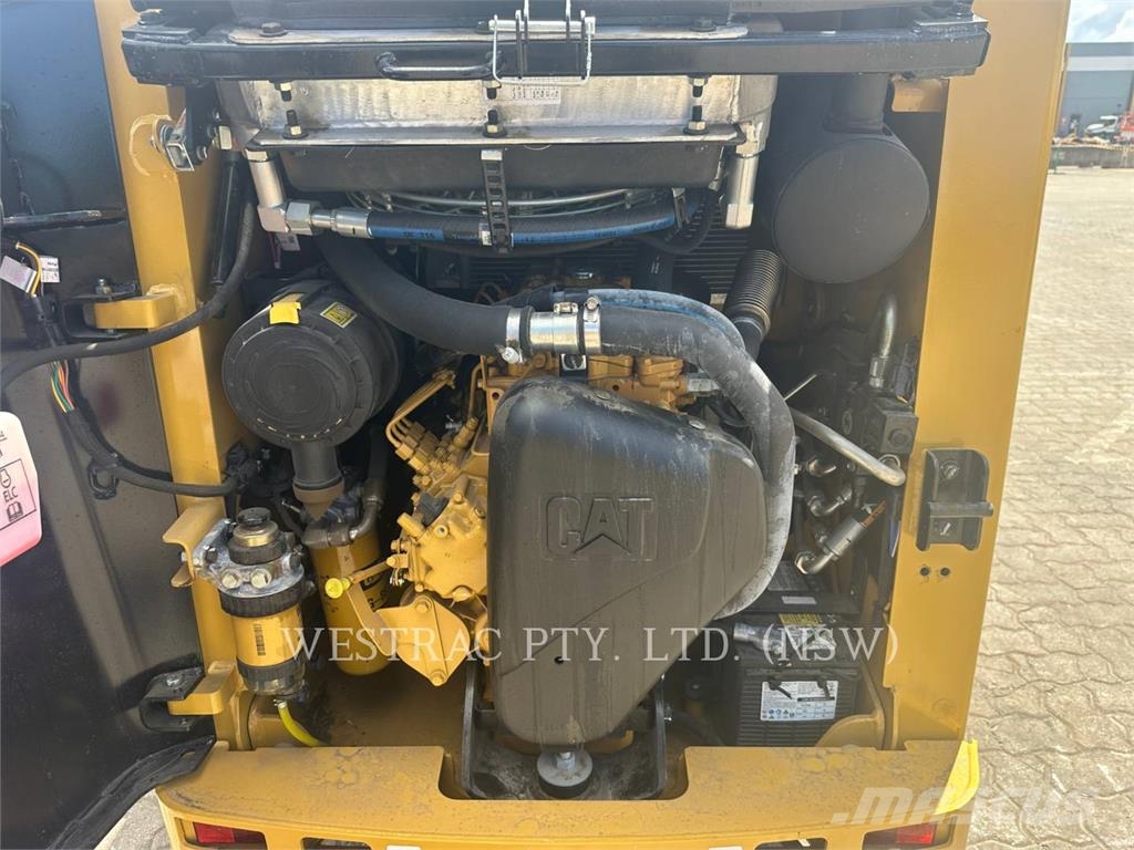 CAT 216B3 Kompaktrakodók