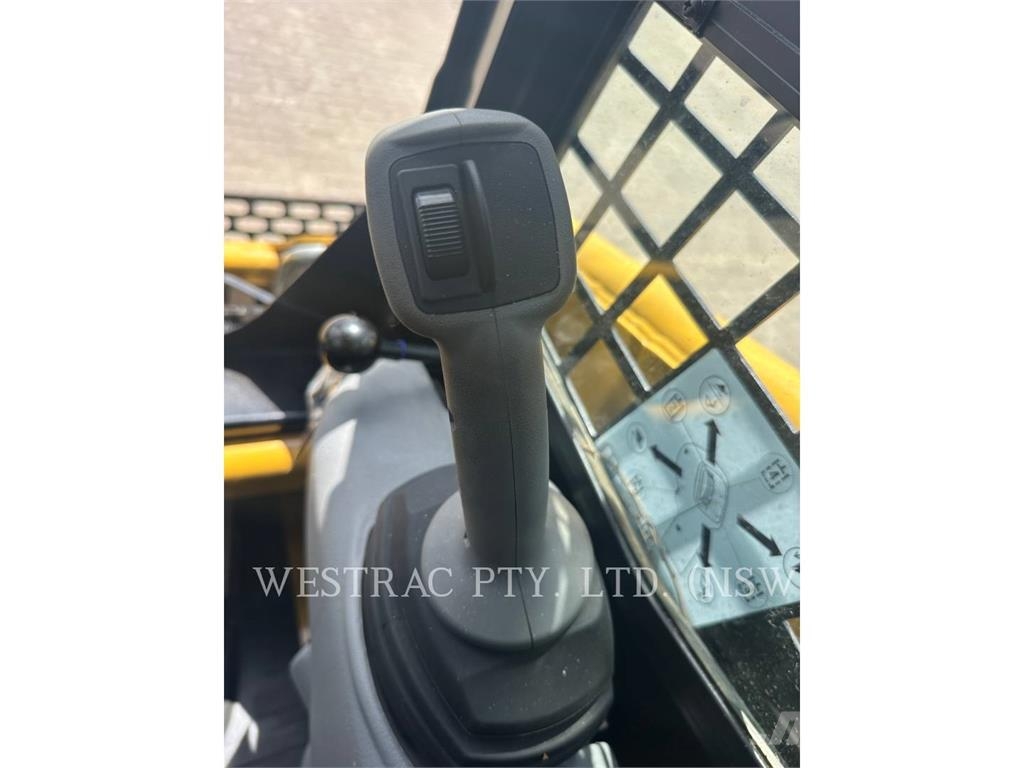 CAT 216B3 Kompaktrakodók