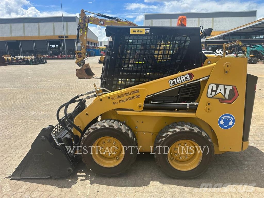CAT 216B3 Kompaktrakodók