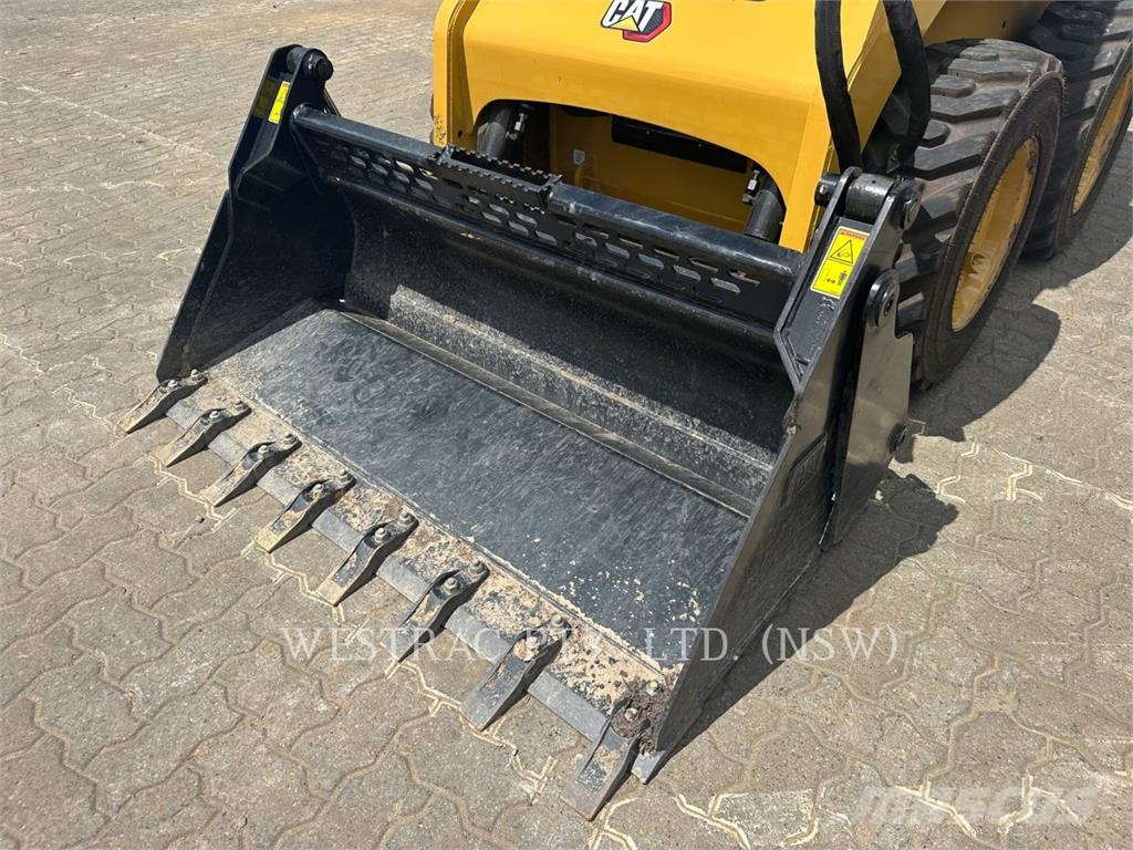 CAT 216B3LRC Kompaktrakodók