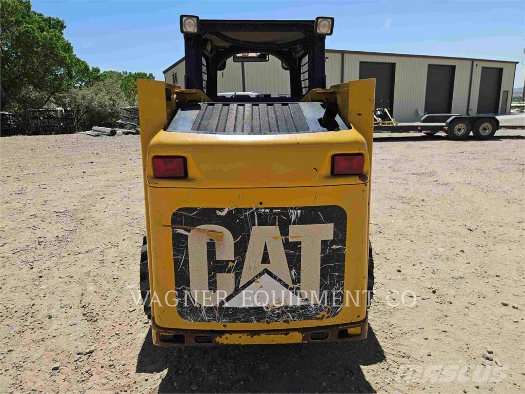 CAT 226B3 Skid steer mini nakladalci