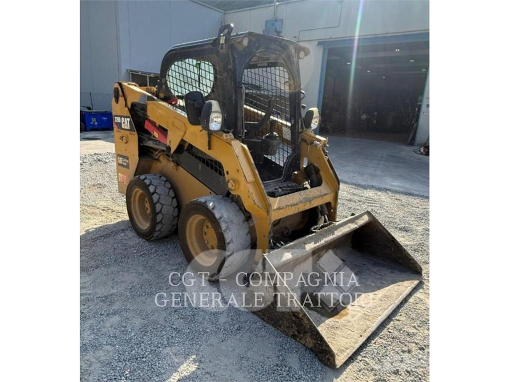 CAT 226D Minilæsser - skridstyret