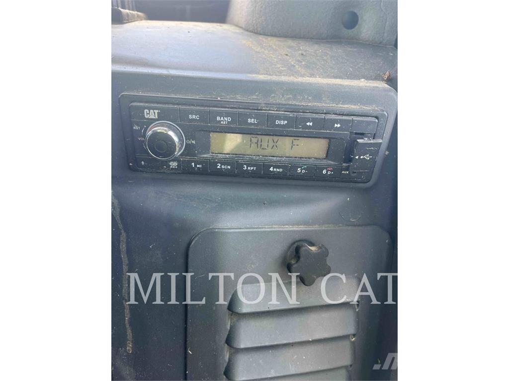 CAT 226D 3 Šmykom riadené nakladače