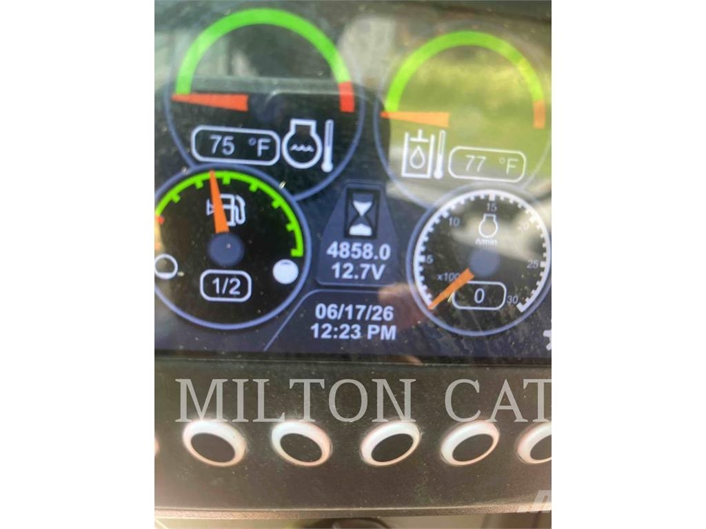 CAT 226D 3 Šmykom riadené nakladače