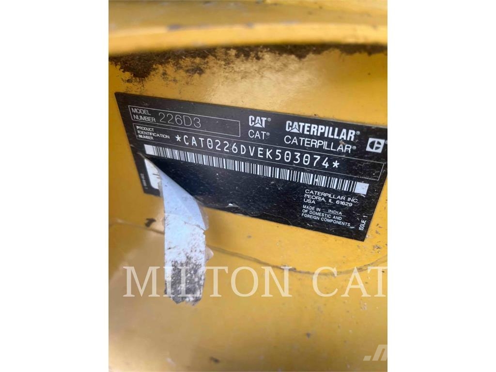 CAT 226D 3 Šmykom riadené nakladače