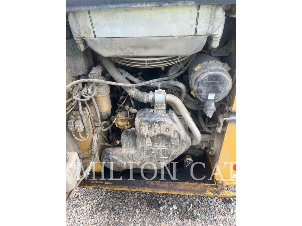 CAT 226D 3 Šmykom riadené nakladače