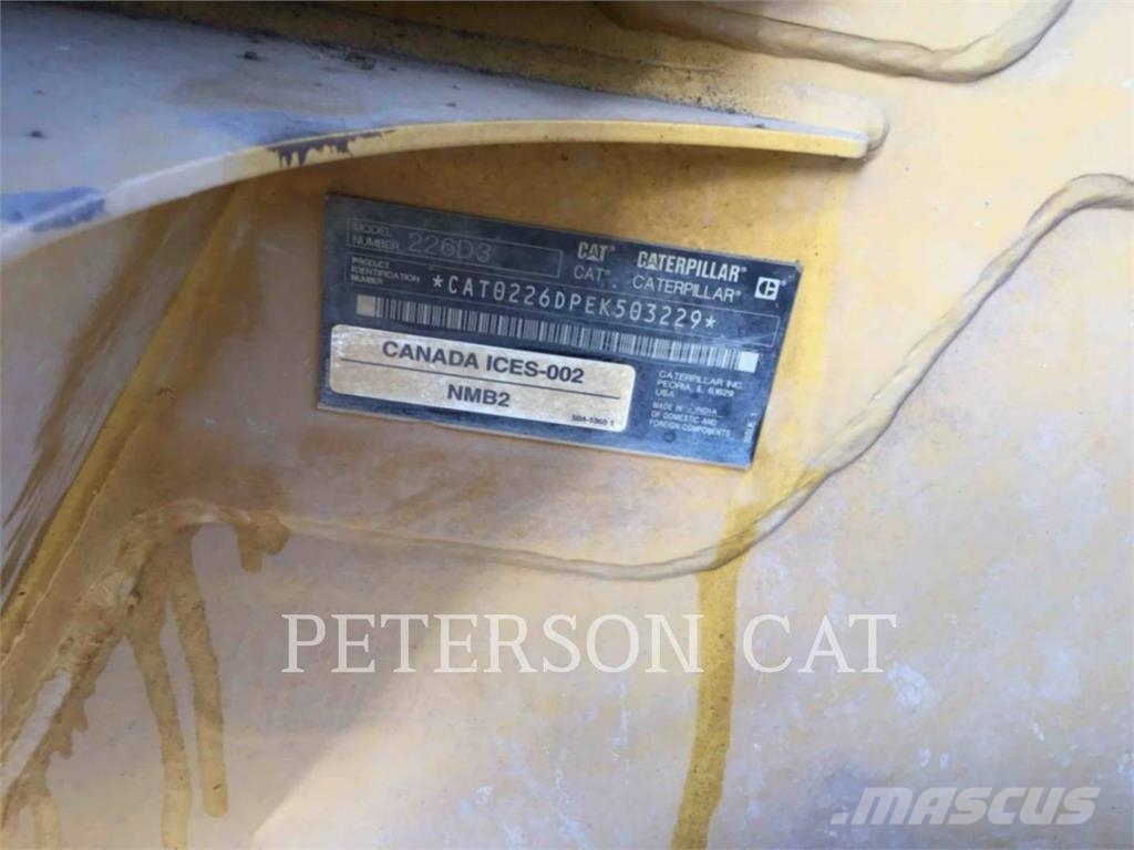 CAT 226D3 Minilæsser - skridstyret
