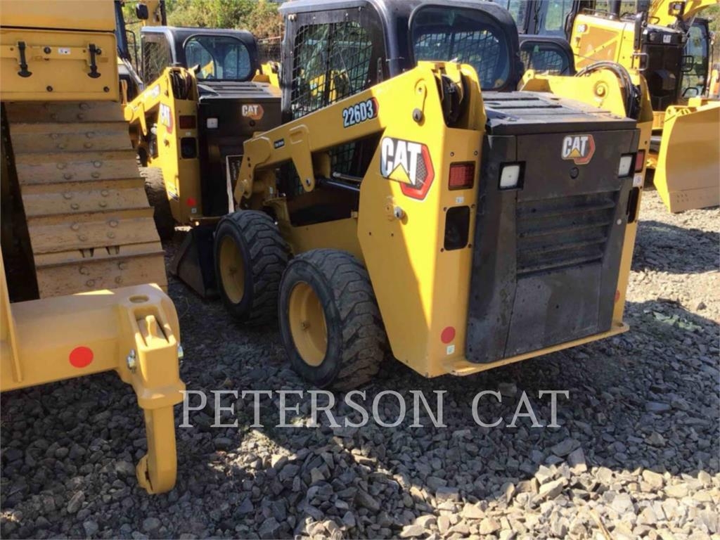 CAT 226D3 Mini Pale Gommate