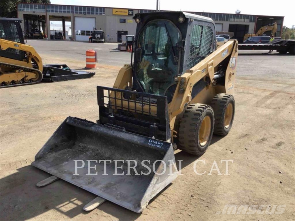 CAT 226D3 Skid steer loaders
