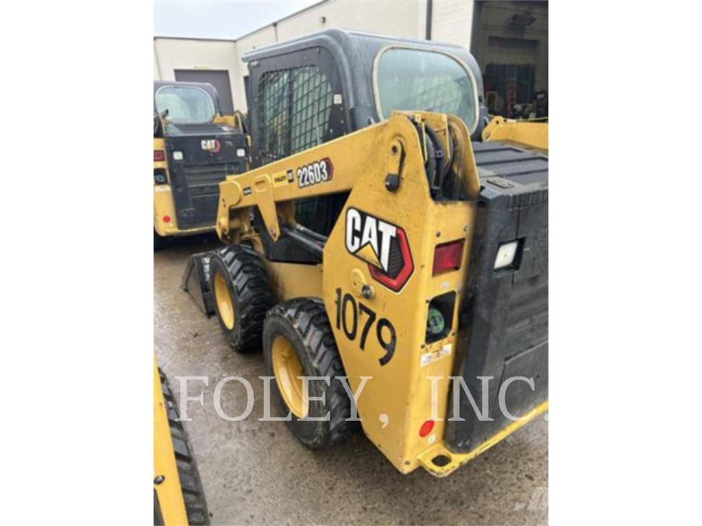 CAT 226D3 Chargeuse compacte