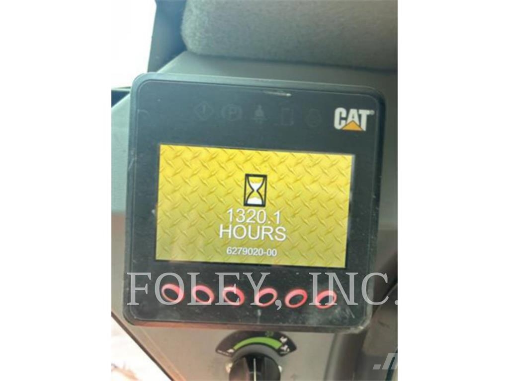 CAT 226D3 Chargeuse compacte