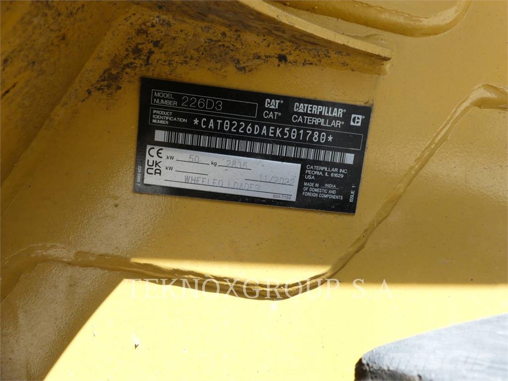 CAT 226D3 Skid steer mini nakladalci