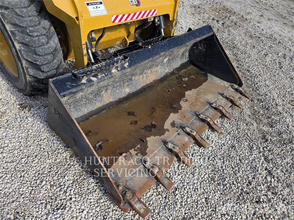 CAT 226D3 Φορτωτάκια