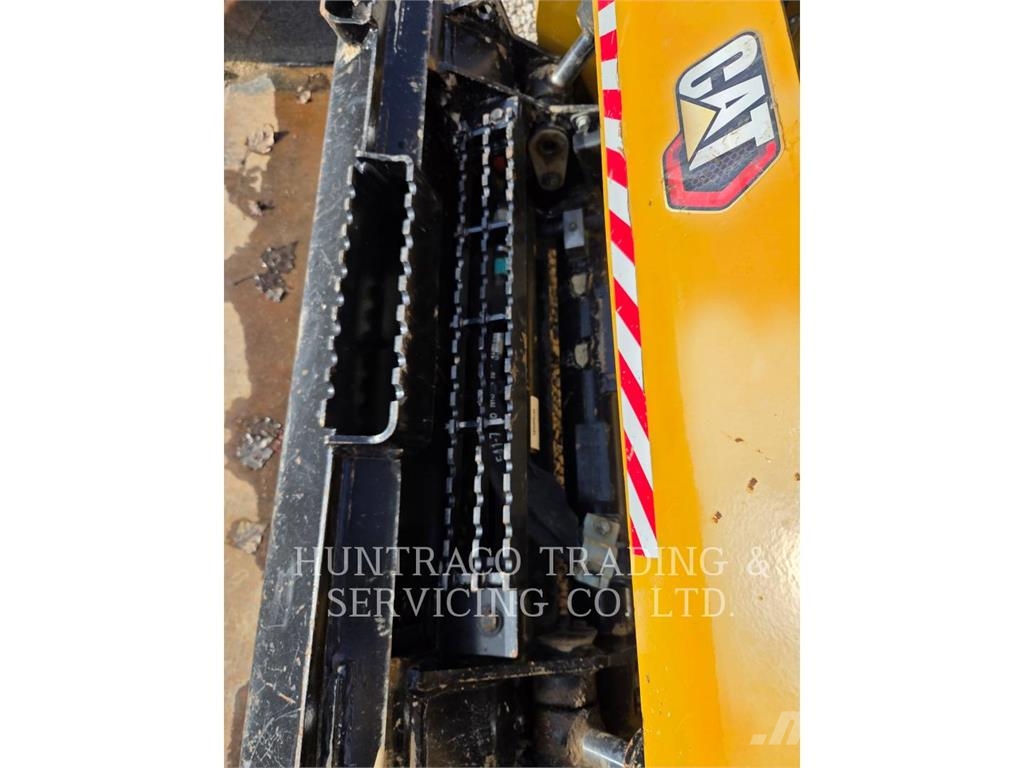 CAT 226D3 Φορτωτάκια