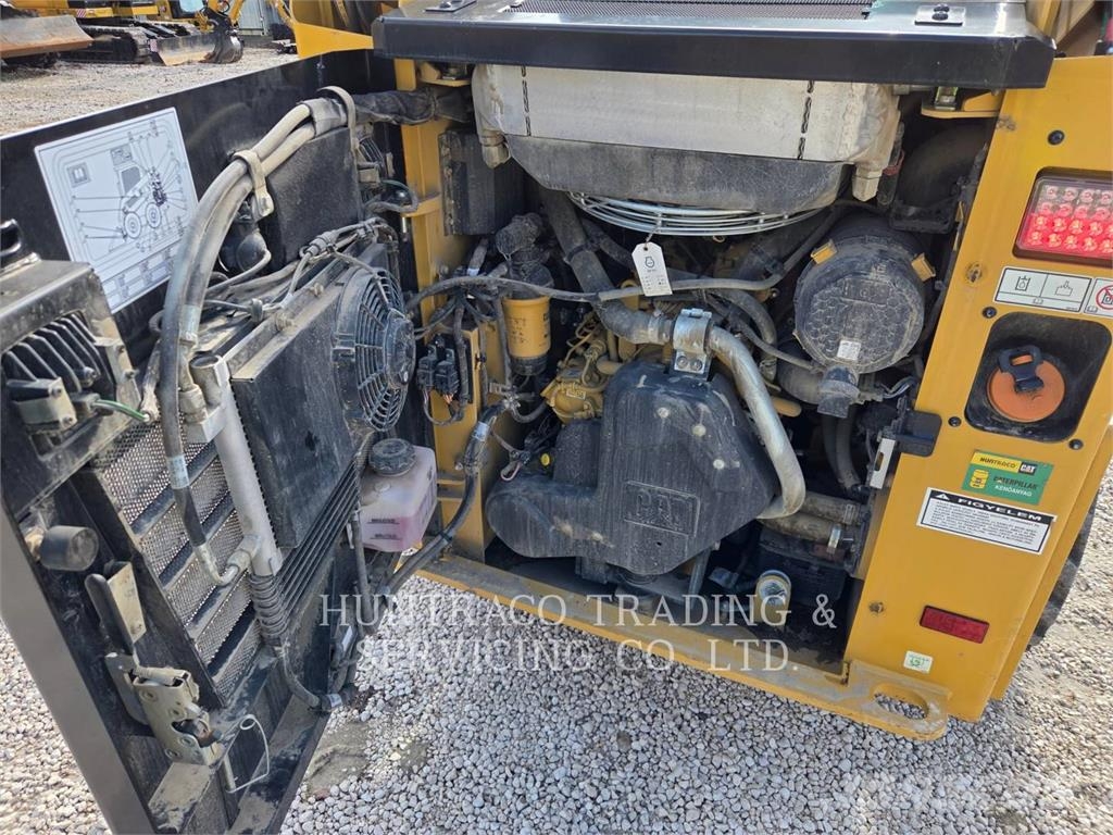 CAT 226D3 Φορτωτάκια