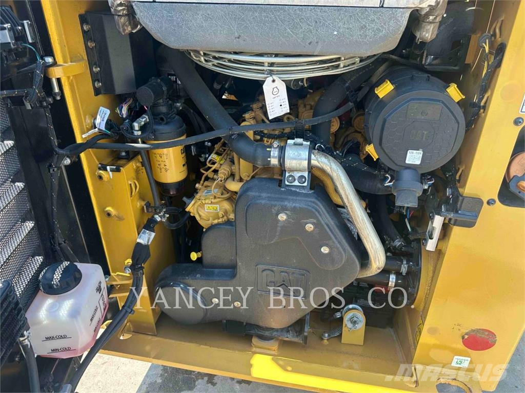 CAT 226D3 Skid steer loaders