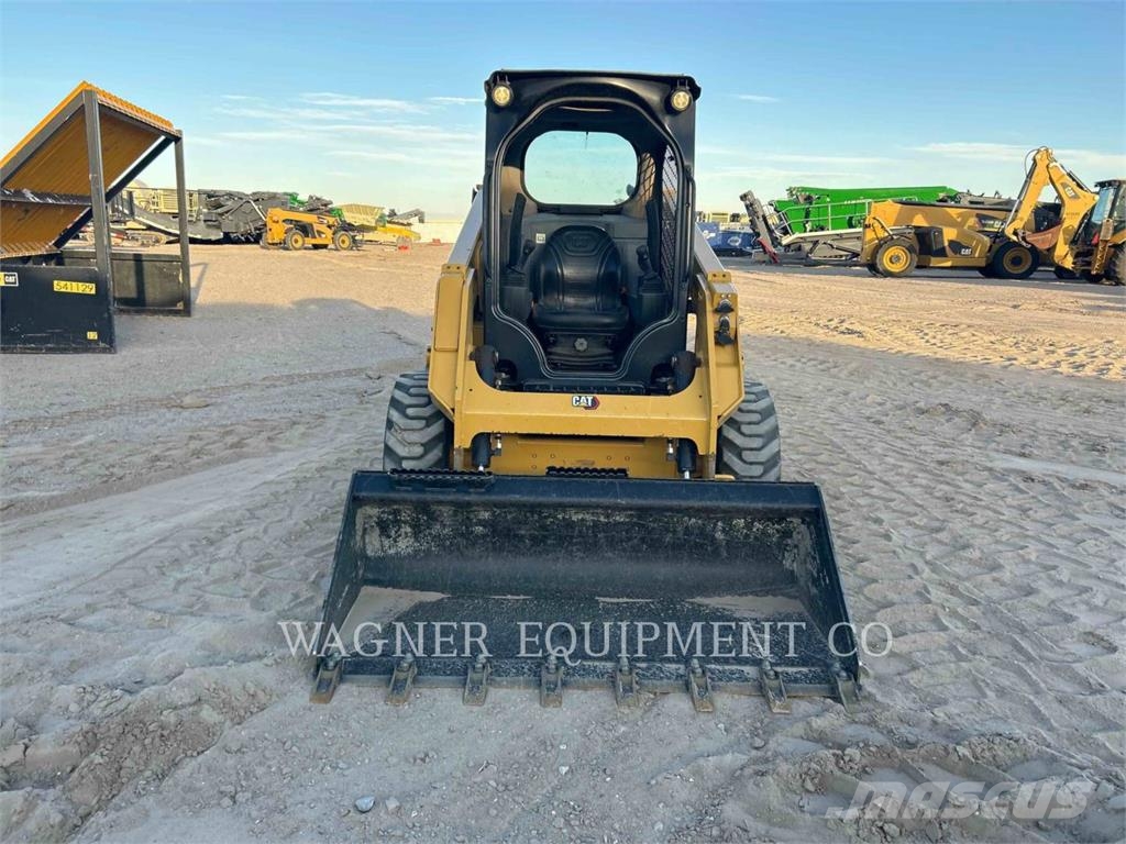 CAT 226D3 Skid steer loaders