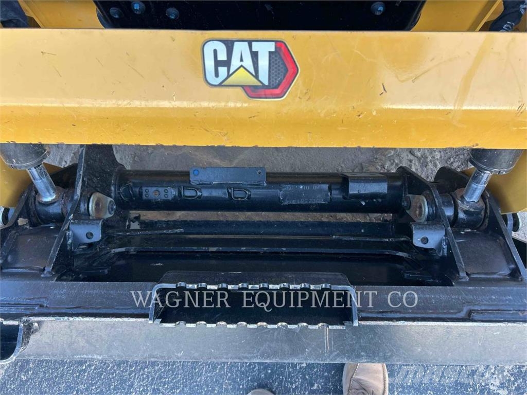 CAT 226D3 Skid steer loaders